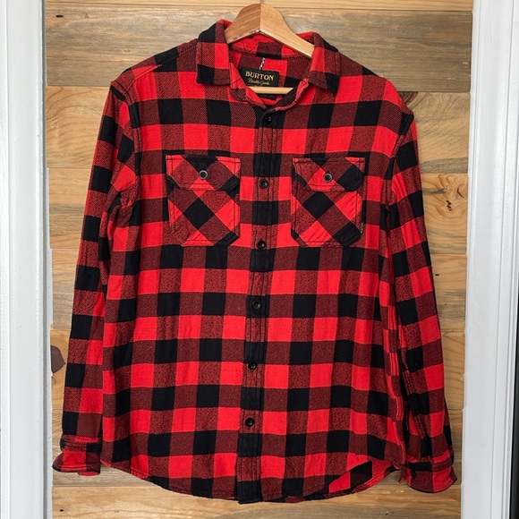 Burton Men's Red and Black Plaid Flannel Long Sleeve 100% Cotton‎ Small Shirt - Picture 1 of 7